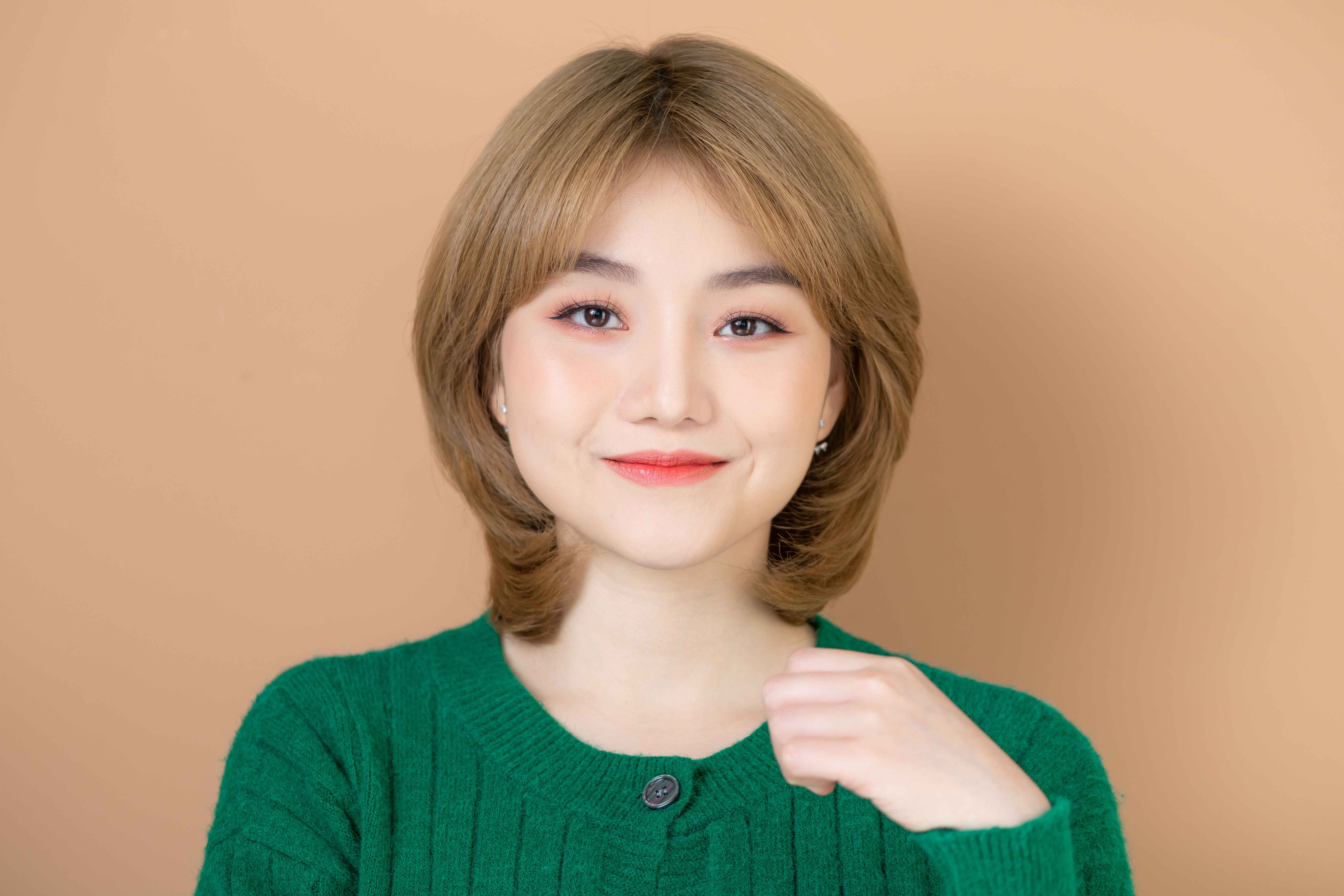 11. ทรงผมวูฟคัต